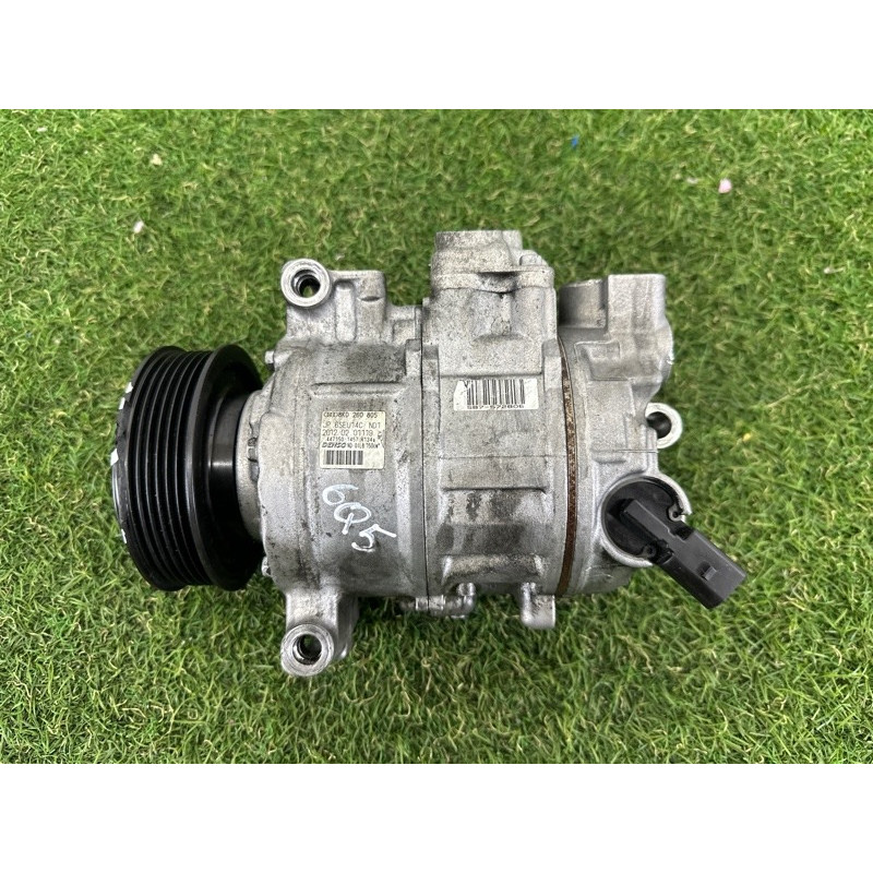 Компрессор кондиционера (отопление и кондиционирование) AUDI Q5 8R 2012 2.0 CAEB 8K0260805L