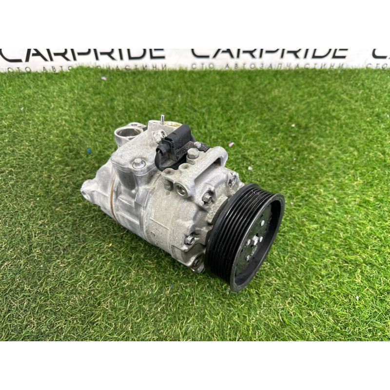 Компрессор кондиционера (отопление и кондиционирование) Volkswagen Touareg NF 2015 3.6 CGRA 7P0820803M