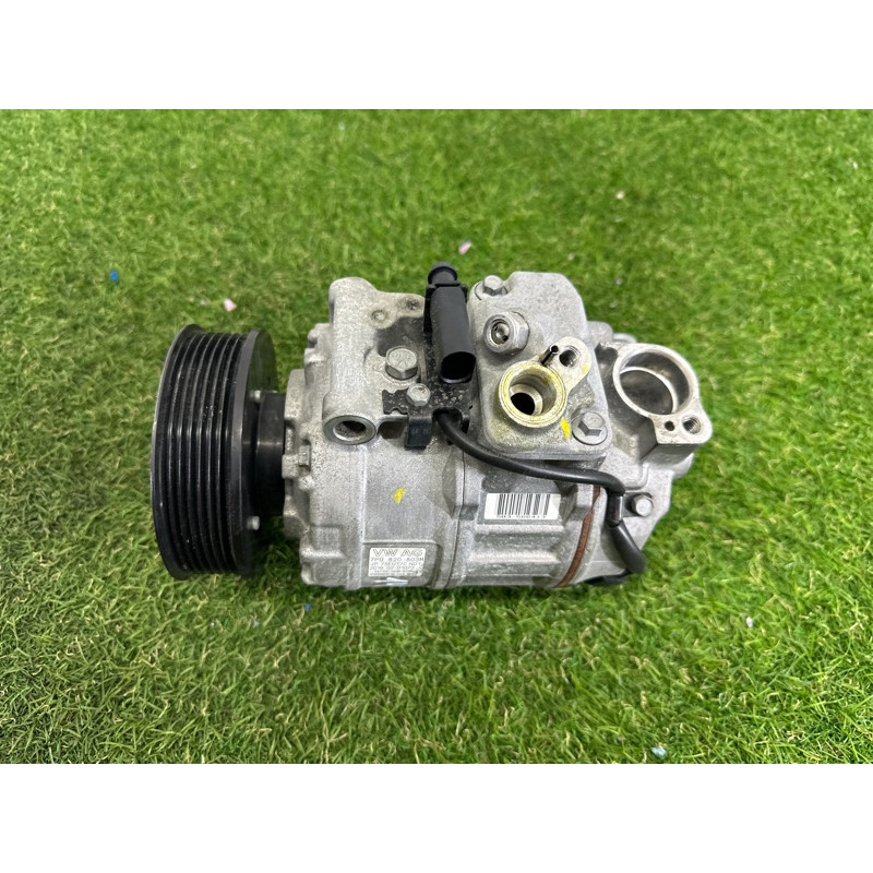 Компрессор кондиционера (отопление и кондиционирование) Volkswagen Touareg NF 2015 3.6 CGRA 7P0820803M