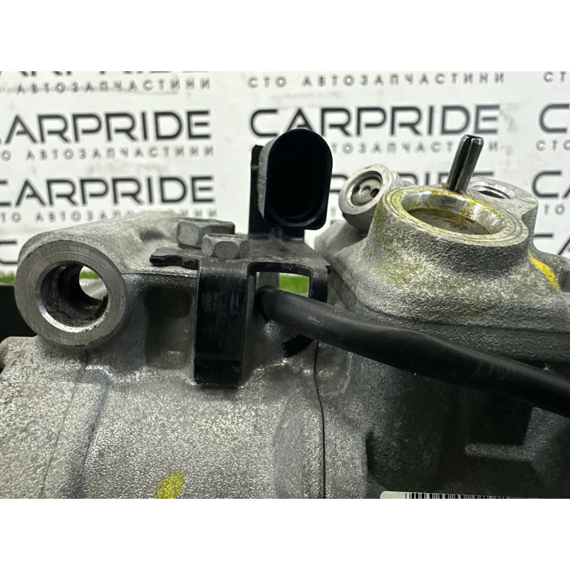 Компрессор кондиционера (отопление и кондиционирование) Volkswagen Touareg NF 2015 3.6 CGRA 7P0820803M