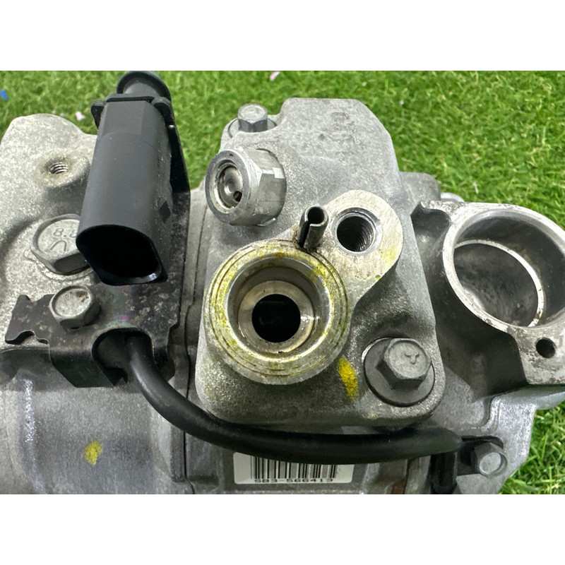 Компрессор кондиционера (отопление и кондиционирование) Volkswagen Touareg NF 2015 3.6 CGRA 7P0820803M