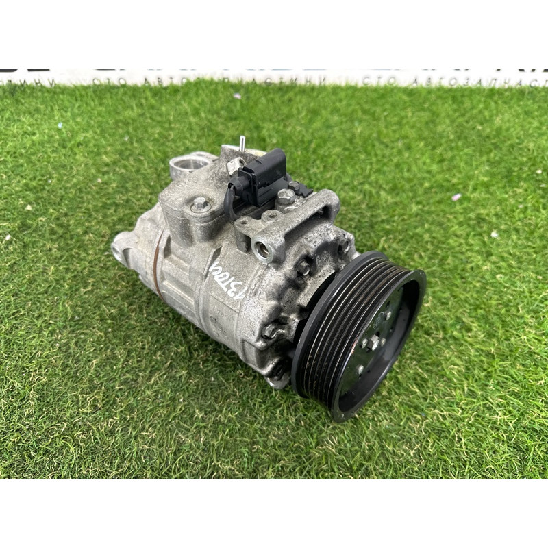 Компрессор кондиционера (отопление и кондиционирование) Volkswagen Touareg NF 2015 3.6 CGRA 7P0820803M