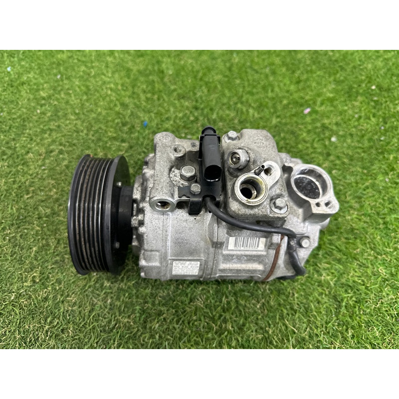 Компрессор кондиционера (отопление и кондиционирование) Volkswagen Touareg NF 2015 3.6 CGRA 7P0820803M