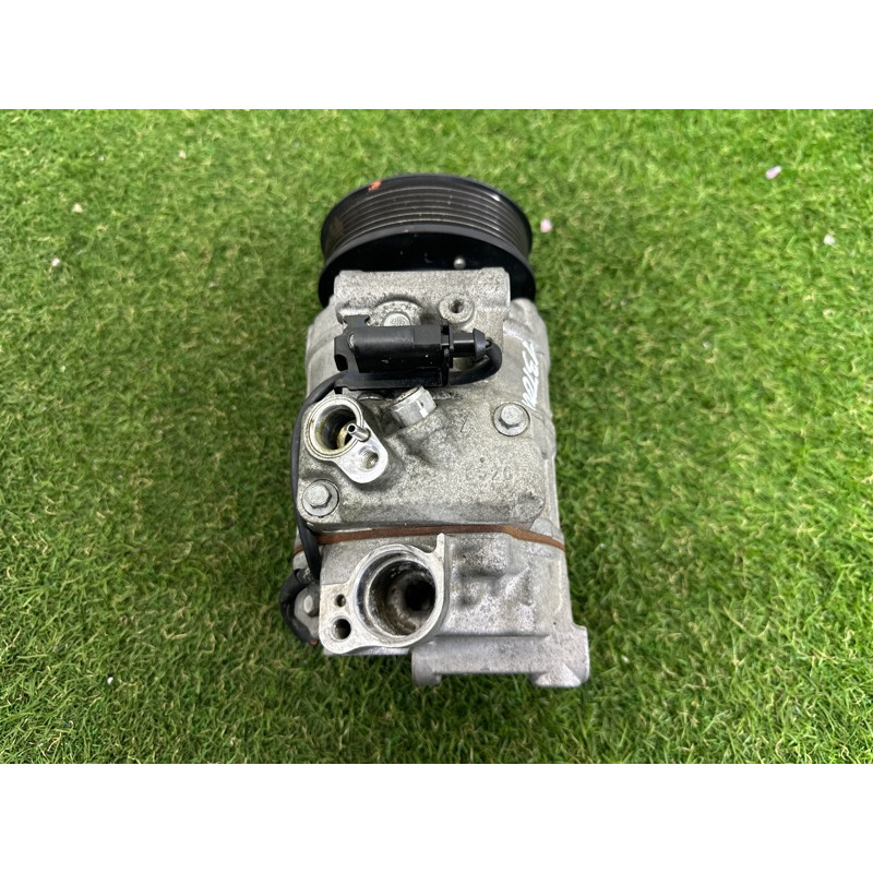 Компрессор кондиционера (отопление и кондиционирование) Volkswagen Touareg NF 2015 3.6 CGRA 7P0820803M