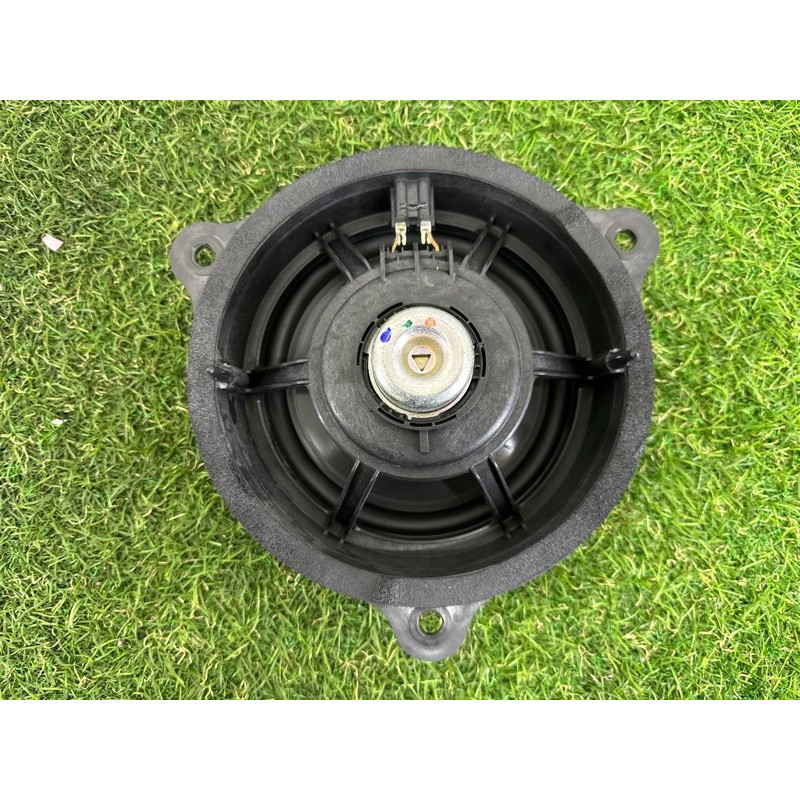 Динамик (электрика) Nissan Rogue T33 2021 2.5 PR25DD 281566RR0A