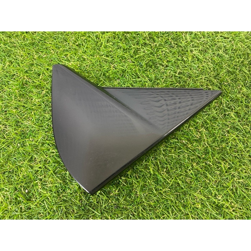 Молдинг двери (уголок) внешний (наружные элементы кузова) Nissan Rogue T33 2021 2.5 PR25DD 802916RR0A