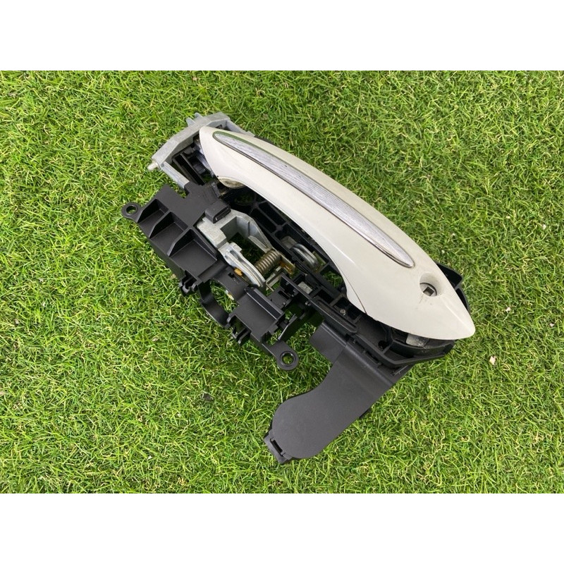 Кронштейн ручки двери (кузов и элементы) BMW 7-series F01 2011 3.0 N54 51217227121