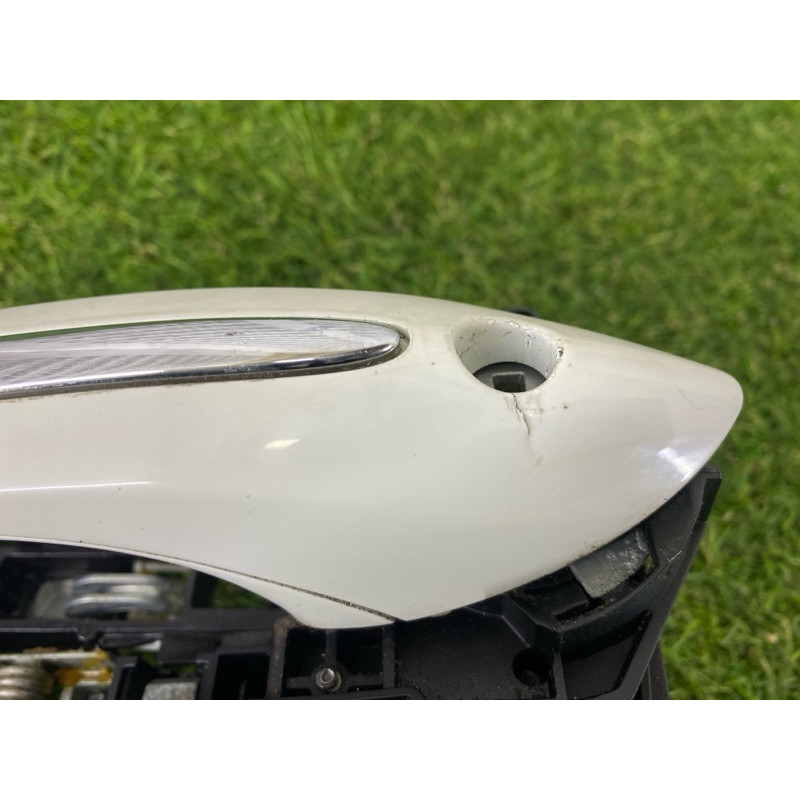 Кронштейн ручки двери (кузов и элементы) BMW 7-series F01 2011 3.0 N54 51217227121