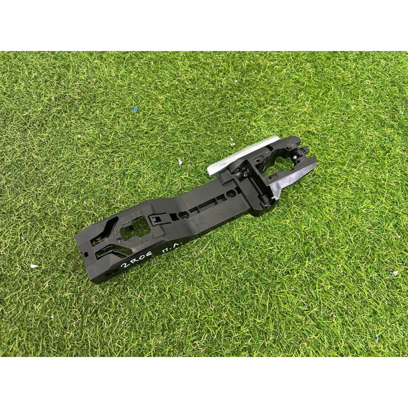 Кронштейн ручки двери (кузов и элементы) Nissan Rogue T33 2021 2.5 PR25DD 806116RR0A