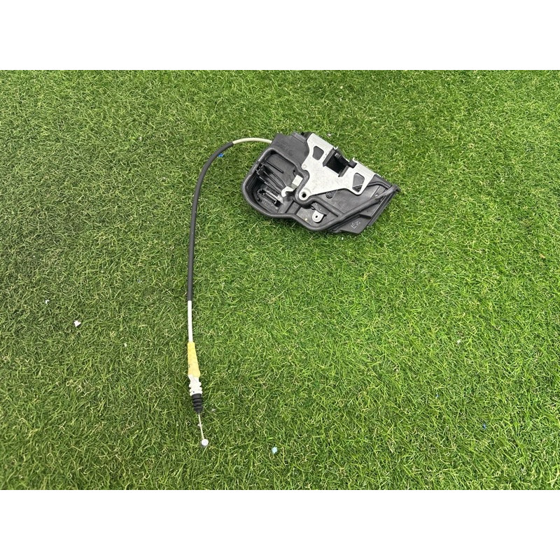 Замок двери (кузов и элементы) BMW 7-series F01 2011 3.0 N54 51217202143