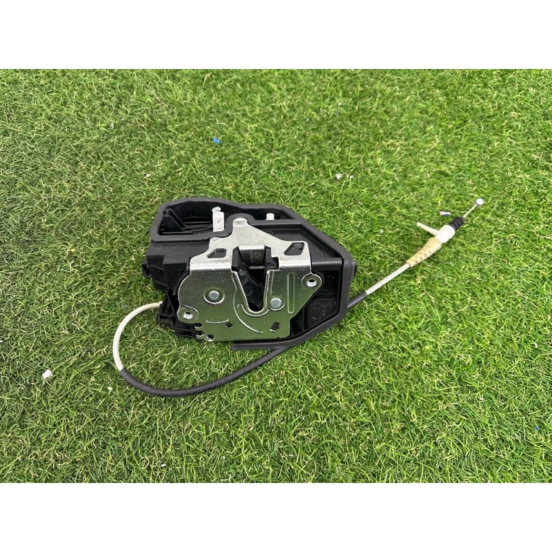 Замок двери (кузов и элементы) BMW 7-series F01 2011 3.0 N54 51217229458