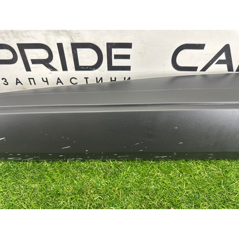 Накладка двери внешняя (кузов и элементы) Nissan Rogue T33 2021 2.5 PR25DD 808716RR0A