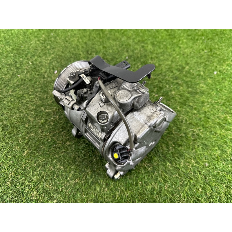 Компрессор кондиционера (отопление и кондиционирование) BMW 5-series F10 2015 2.0 N20 64529399059