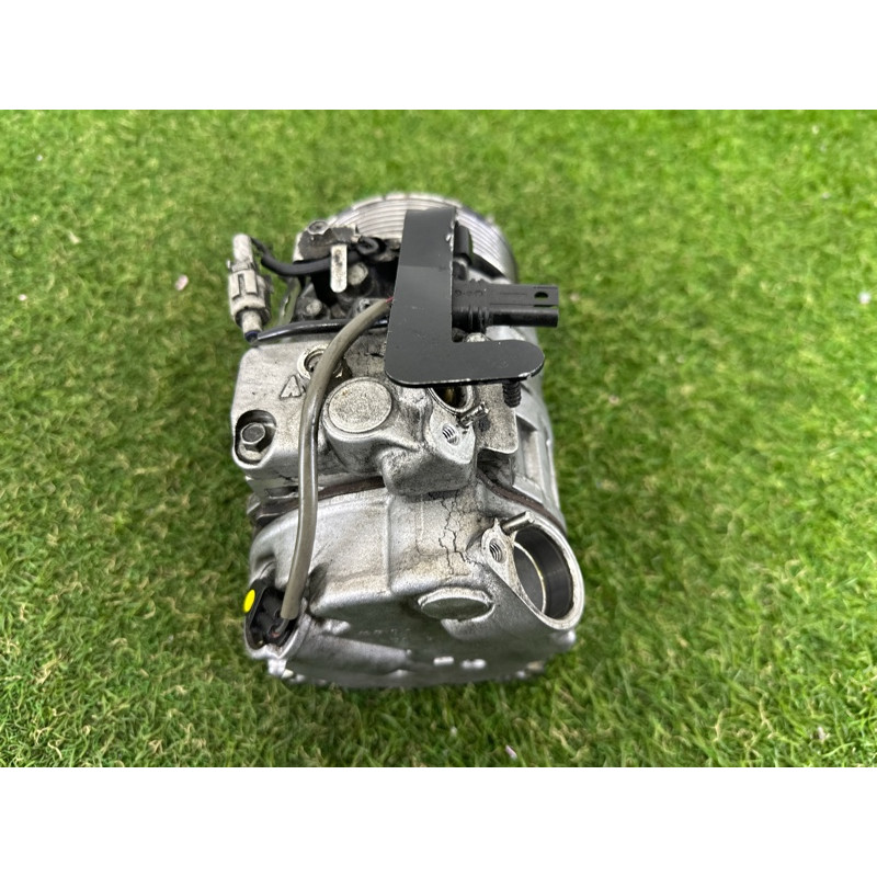 Компрессор кондиционера (отопление и кондиционирование) BMW 5-series F10 2015 2.0 N20 64529399059