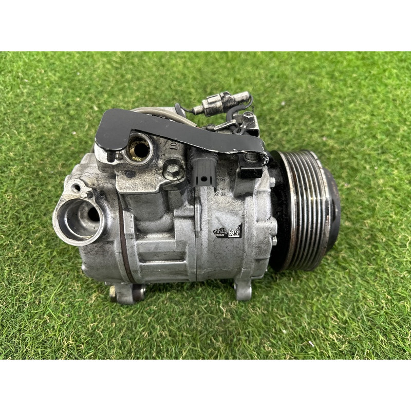 Компрессор кондиционера (отопление и кондиционирование) BMW 5-series F10 2015 2.0 N20 64529399059