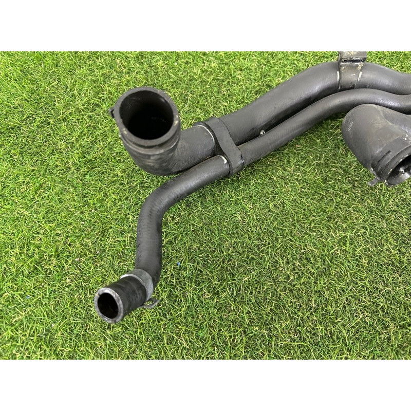 Патрубок (система охлаждения) Volkswagen Touareg NF 2015 3.6 CGRA 7P6122101M