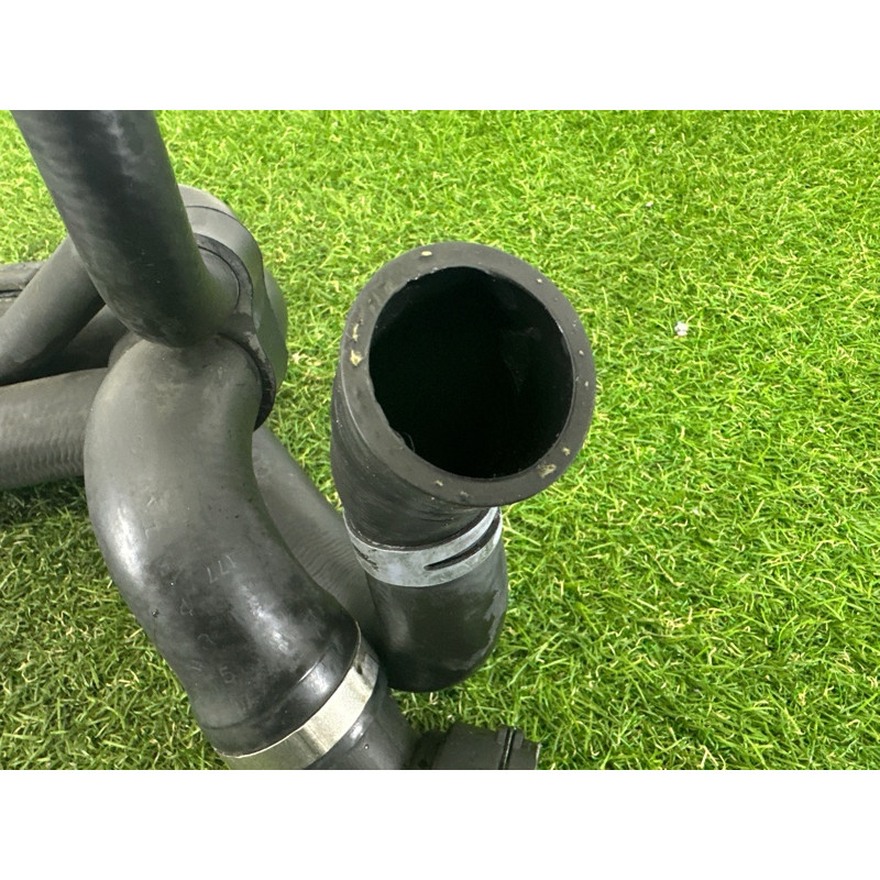 Патрубок (система охлаждения) Volkswagen Touareg NF 2015 3.6 CGRA 7P6122101M