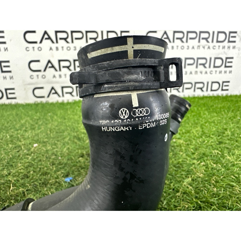 Патрубок (система охлаждения) Volkswagen Touareg NF 2015 3.6 CGRA 7P6122101M
