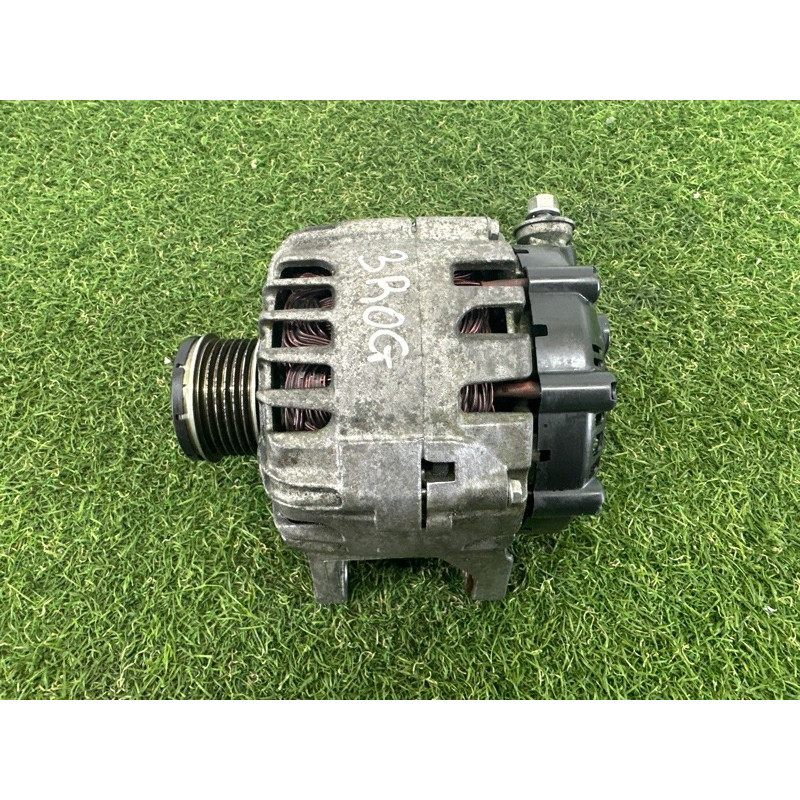 Генератор (электрика) Nissan Rogue T32 2016 2.5 QR25DE 231004BA0A