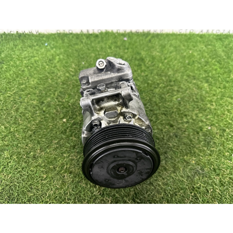 Компрессор кондиционера (отопление и кондиционирование) AUDI A4 B8 2012 2.0 CAEB 8K0260805L
