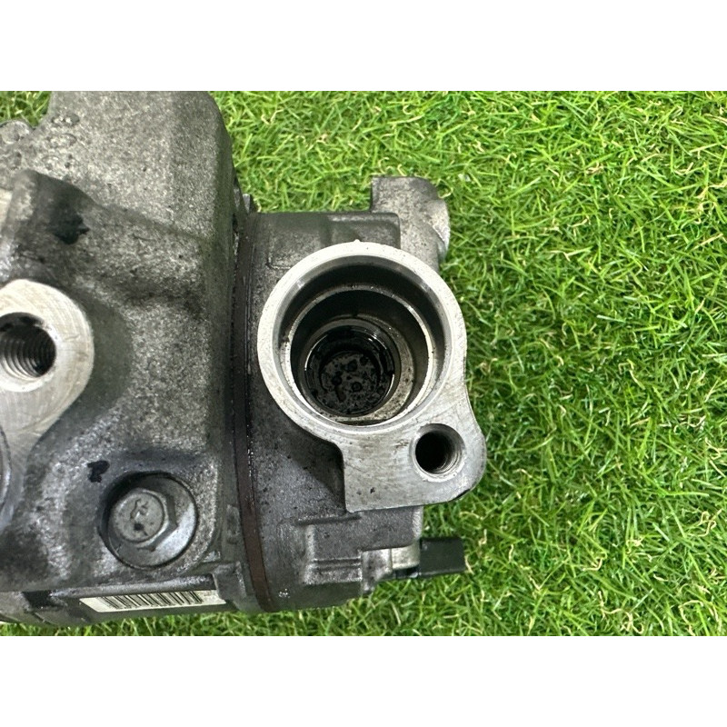 Компрессор кондиционера (отопление и кондиционирование) AUDI A4 B8 2012 2.0 CAEB 8K0260805L