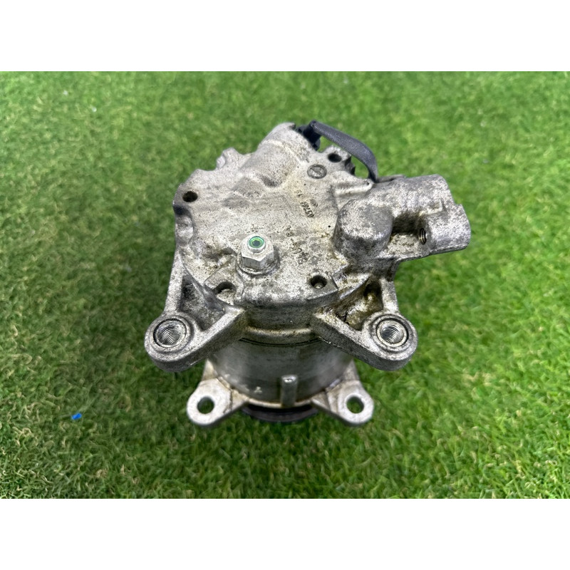 Компрессор кондиционера (отопление и кондиционирование) BMW X1 F48 2016 2.0 B46B20 64525A5C713