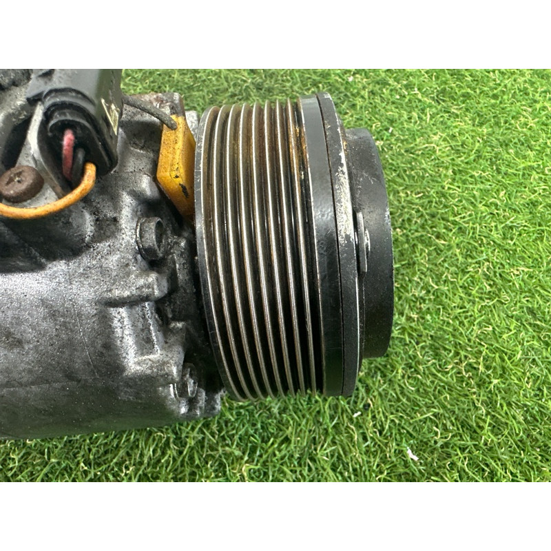 Компрессор кондиционера (отопление и кондиционирование) BMW 7-series F01 2011 3.0 N54 64529205096