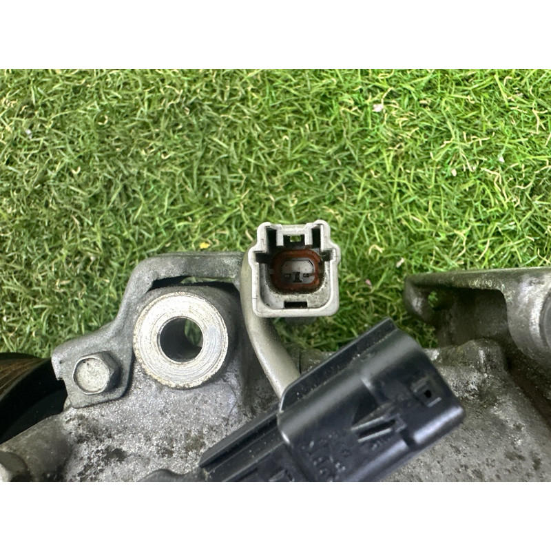 Компрессор кондиционера (отопление и кондиционирование) Nissan Rogue T32 2016 2.5 QR25DE 926004BB2A