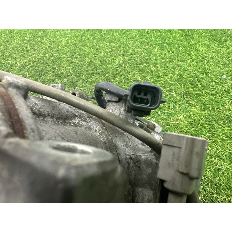 Компрессор кондиционера (отопление и кондиционирование) Nissan Rogue T32 2016 2.5 QR25DE 926004BB2A