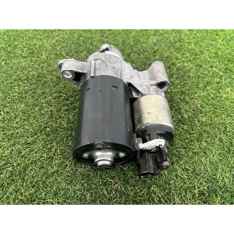 Стартер (электрика) AUDI A4 B8 2012 2.0 CAEB 06H911021A