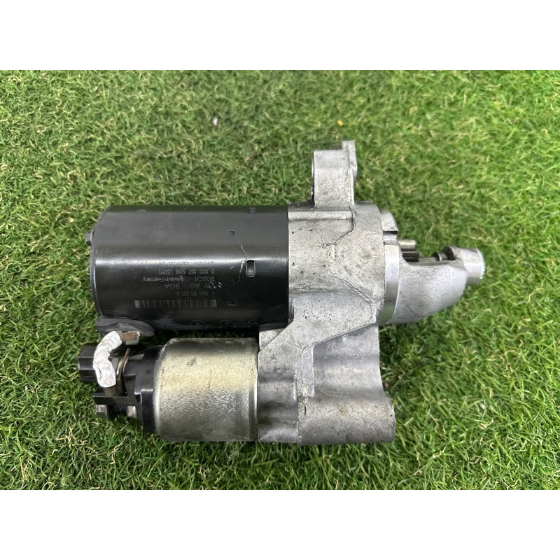 Стартер (электрика) AUDI A4 B8 2012 2.0 CAEB 06H911021A