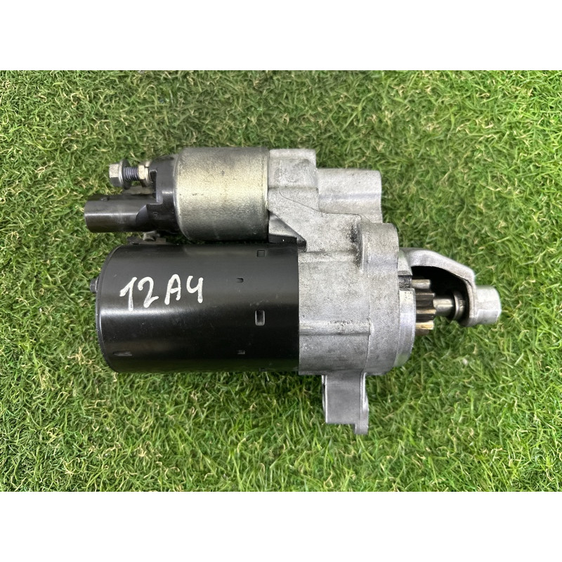 Стартер (электрика) AUDI A4 B8 2012 2.0 CAEB 06H911021A