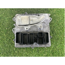 Блок управления двигателем