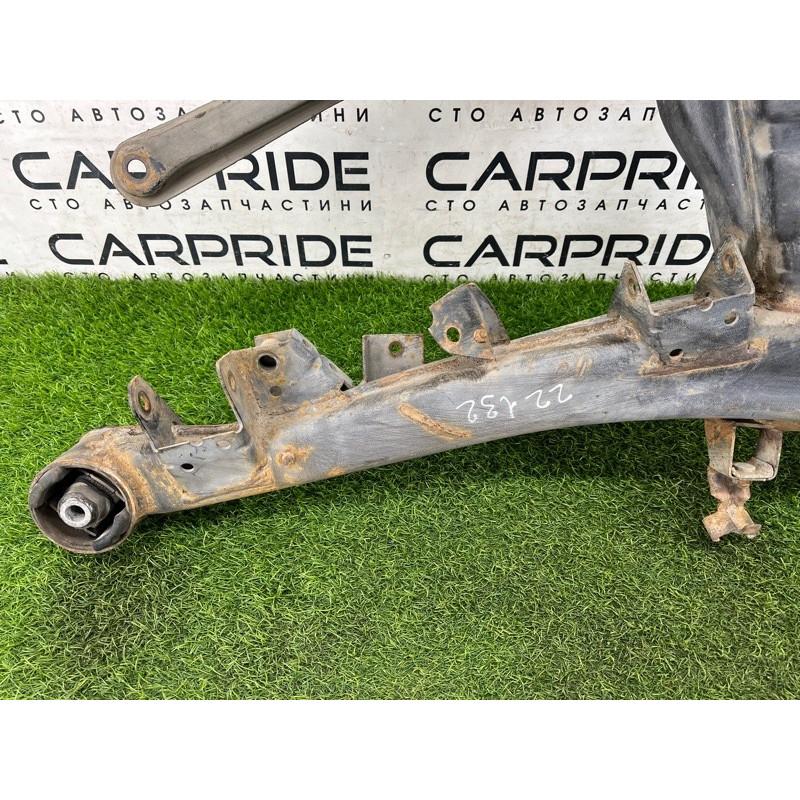 Балка подвески (подвеска) BMW 5-series E34 33311090566