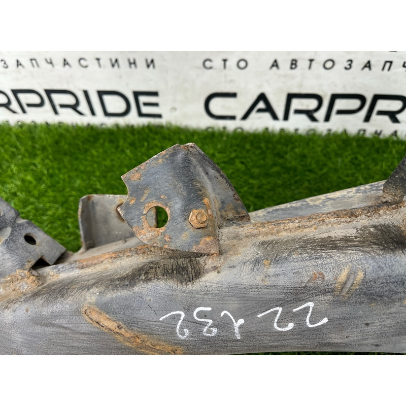 Балка подвески (подвеска) BMW 5-series E34 33311090566