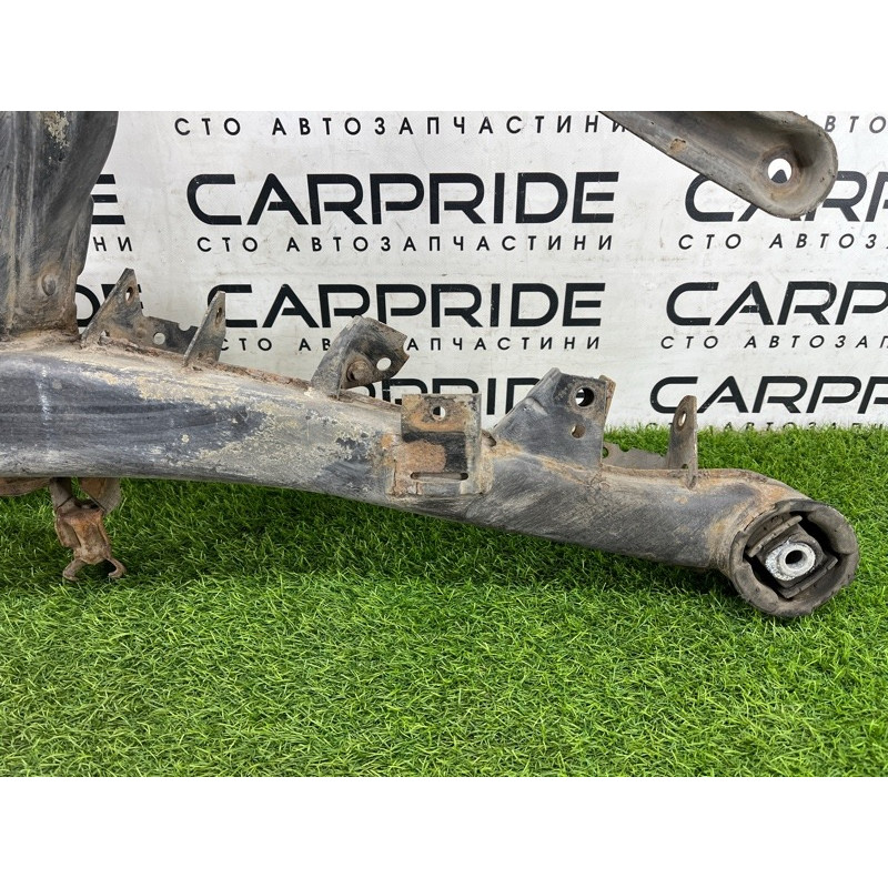 Балка подвески (подвеска) BMW 5-series E34 33311090566