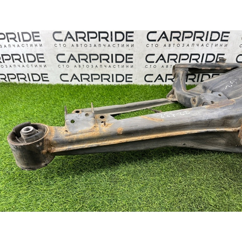 Балка подвески (подвеска) BMW 5-series E34 33311090566