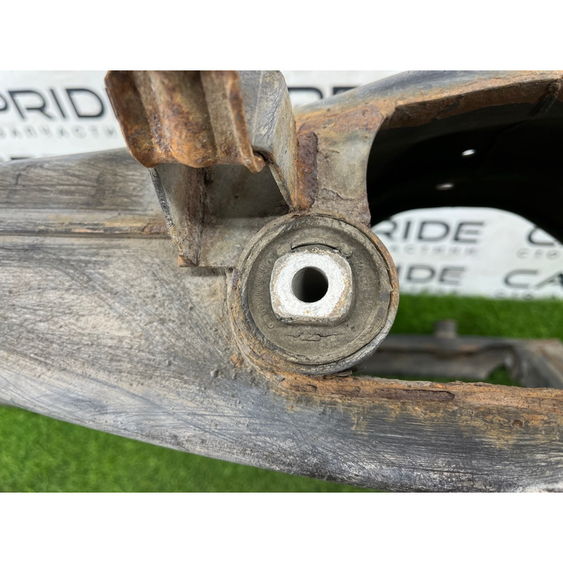 Балка подвески (подвеска) BMW 5-series E34 33311090566