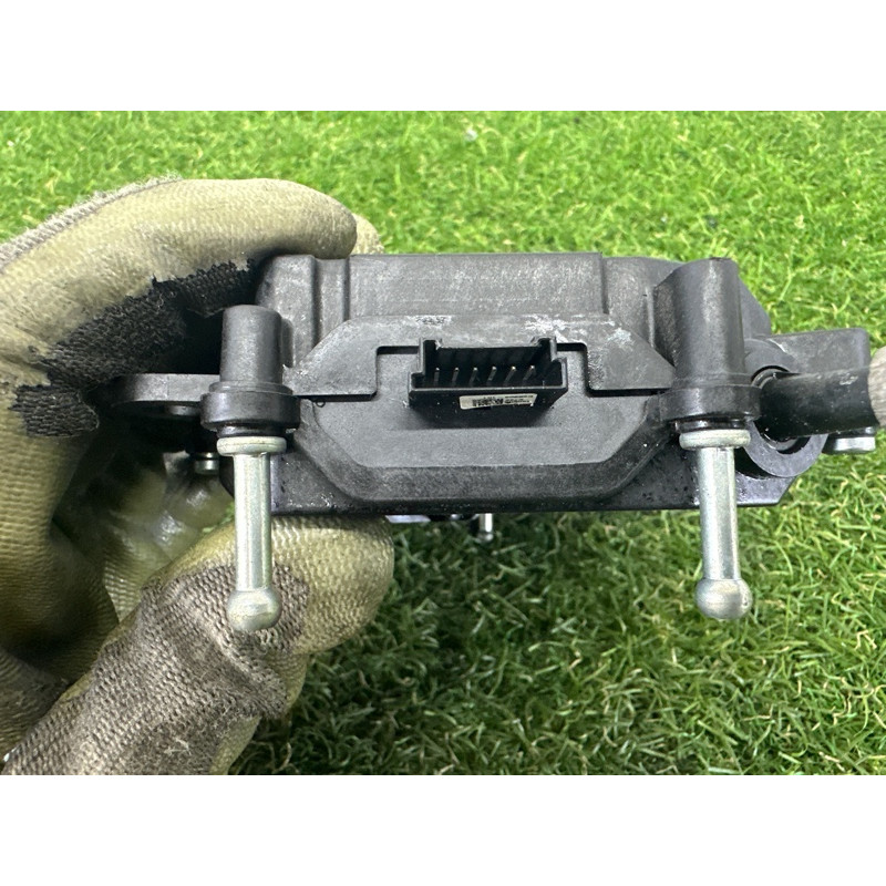 Привод замка багажника (электрика) BMW X1 F48 2016 2.0 B46B20 51247374006