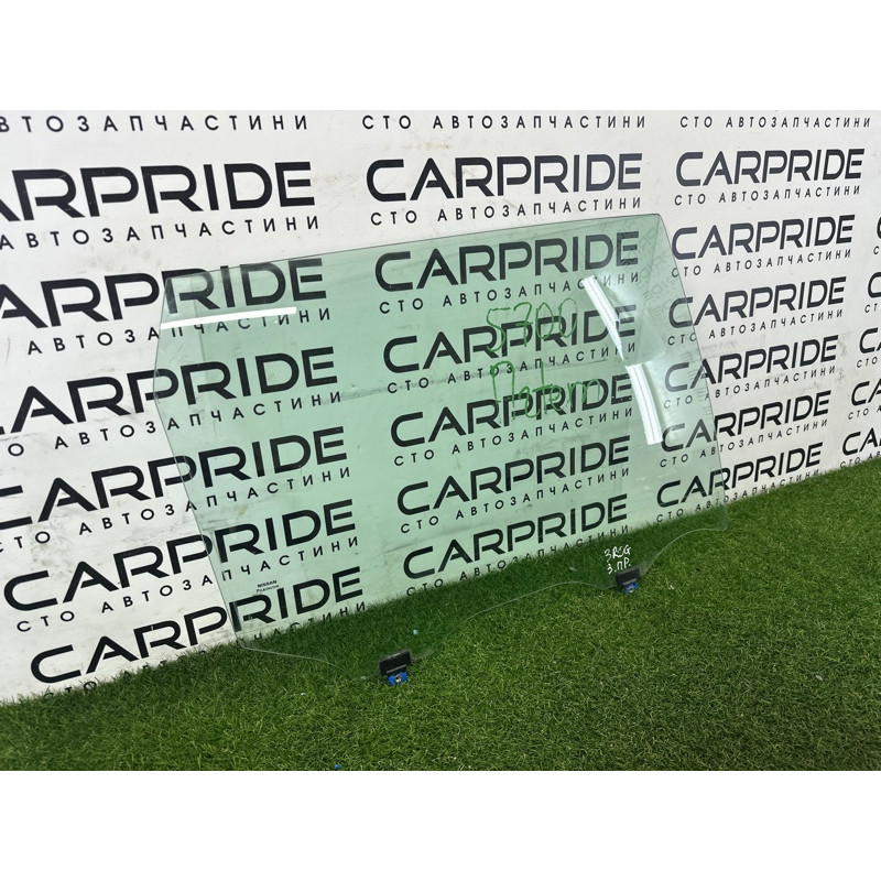 Стекло (кузов и элементы) Nissan Rogue T32 2016 2.5 QR25DE 823004BA0A