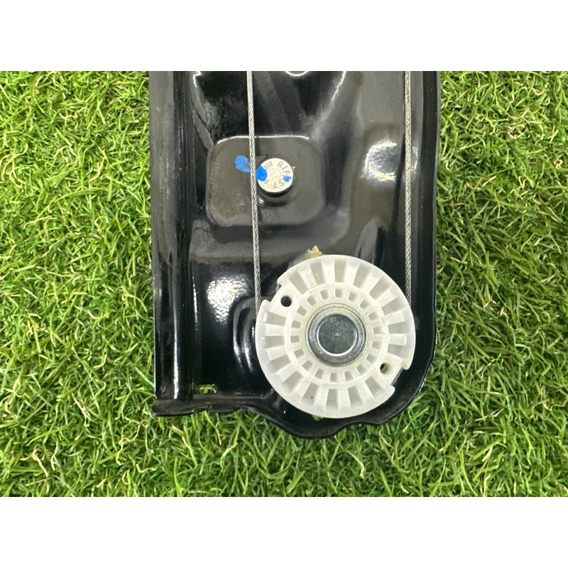 Механизм стеклоподъемника с мотором (кузов и элементы) BMW X3 F25 2013 3.0 N55B30 51337267101