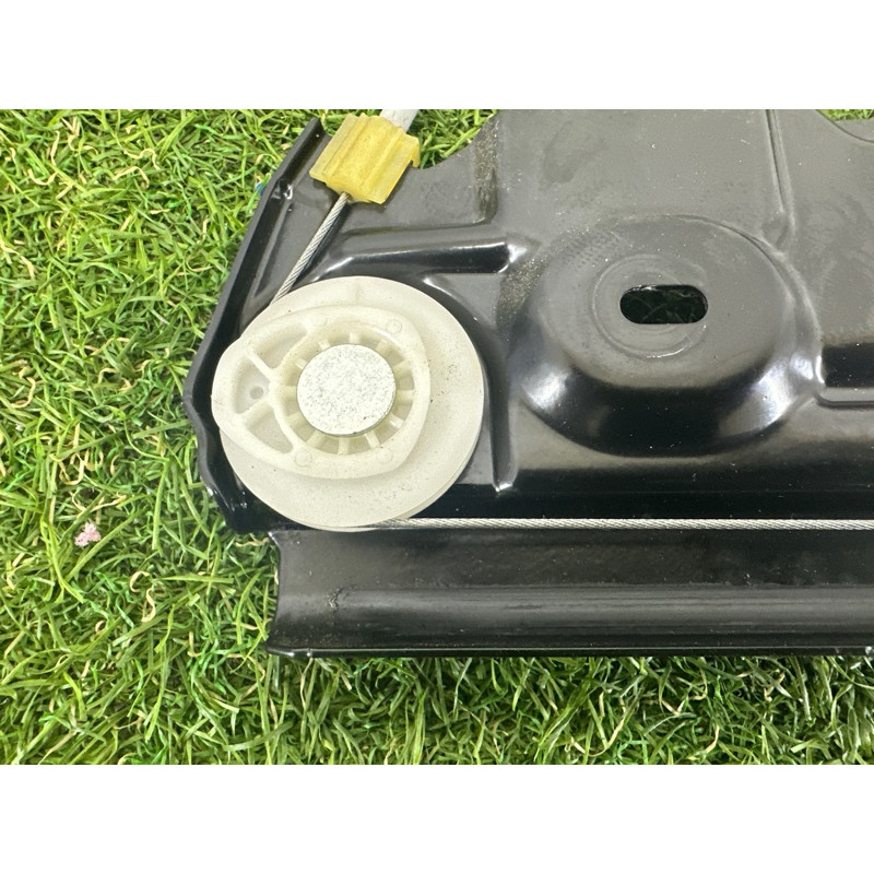 Механизм стеклоподъемника с мотором (кузов и элементы) BMW 7-series F01 2011 3.0 N54 51337182106