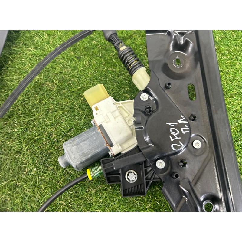 Механизм стеклоподъемника с мотором (кузов и элементы) BMW 7-series F01 2011 3.0 N54 51337182105