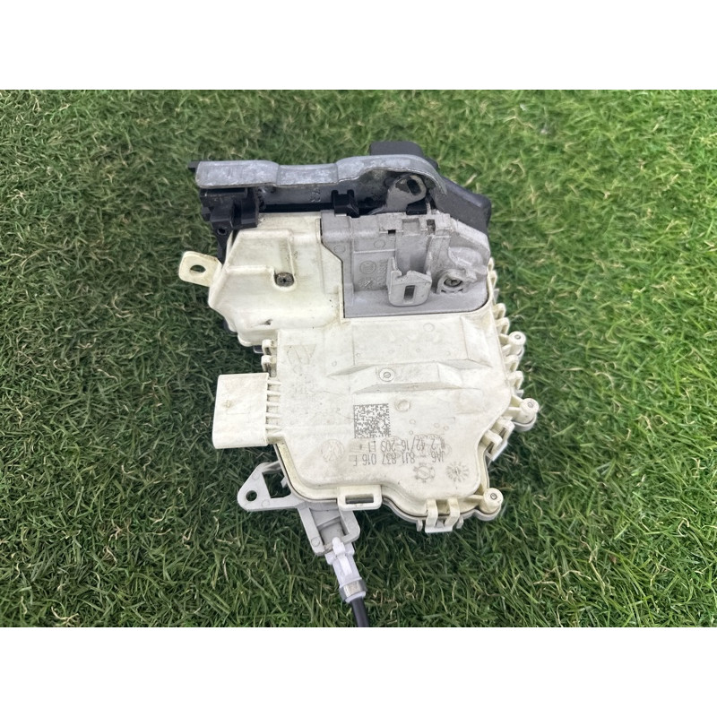 Замок дверей (кузов і елементи) AUDI Q7 4M 2017 3.0 CREC 8J1837016F