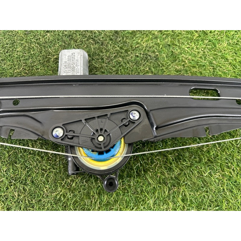 Механизм стеклоподъемника с мотором (кузов и элементы) BMW X1 F48 2016 2.0 B46B20 51357490199