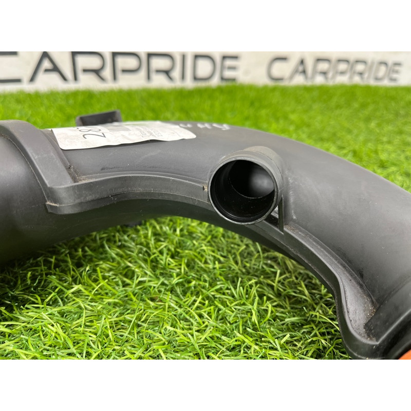 Патрубок (система охлаждения) BMW 5-series F10 2013 N63B44 13717577452