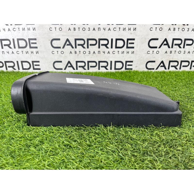 Корпус воздушного фильтра (впускная система) BMW 7-series E65 N62B44 64318379958