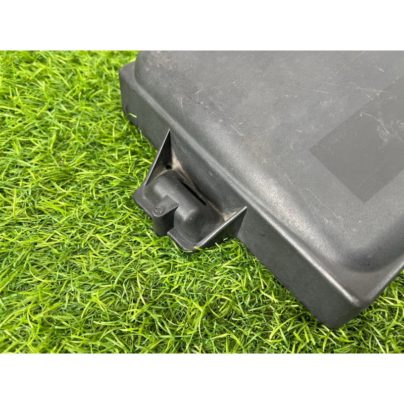 Корпус воздушного фильтра (впускная система) BMW 7-series E65 N62B44 64318379958