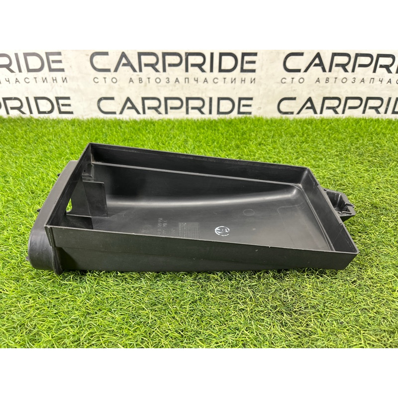 Корпус воздушного фильтра (впускная система) BMW 7-series E65 N62B44 64318379958