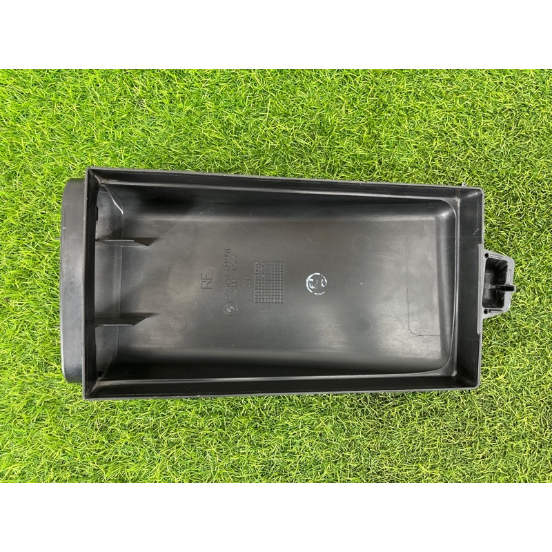 Корпус воздушного фильтра (впускная система) BMW 7-series E65 N62B44 64318379958